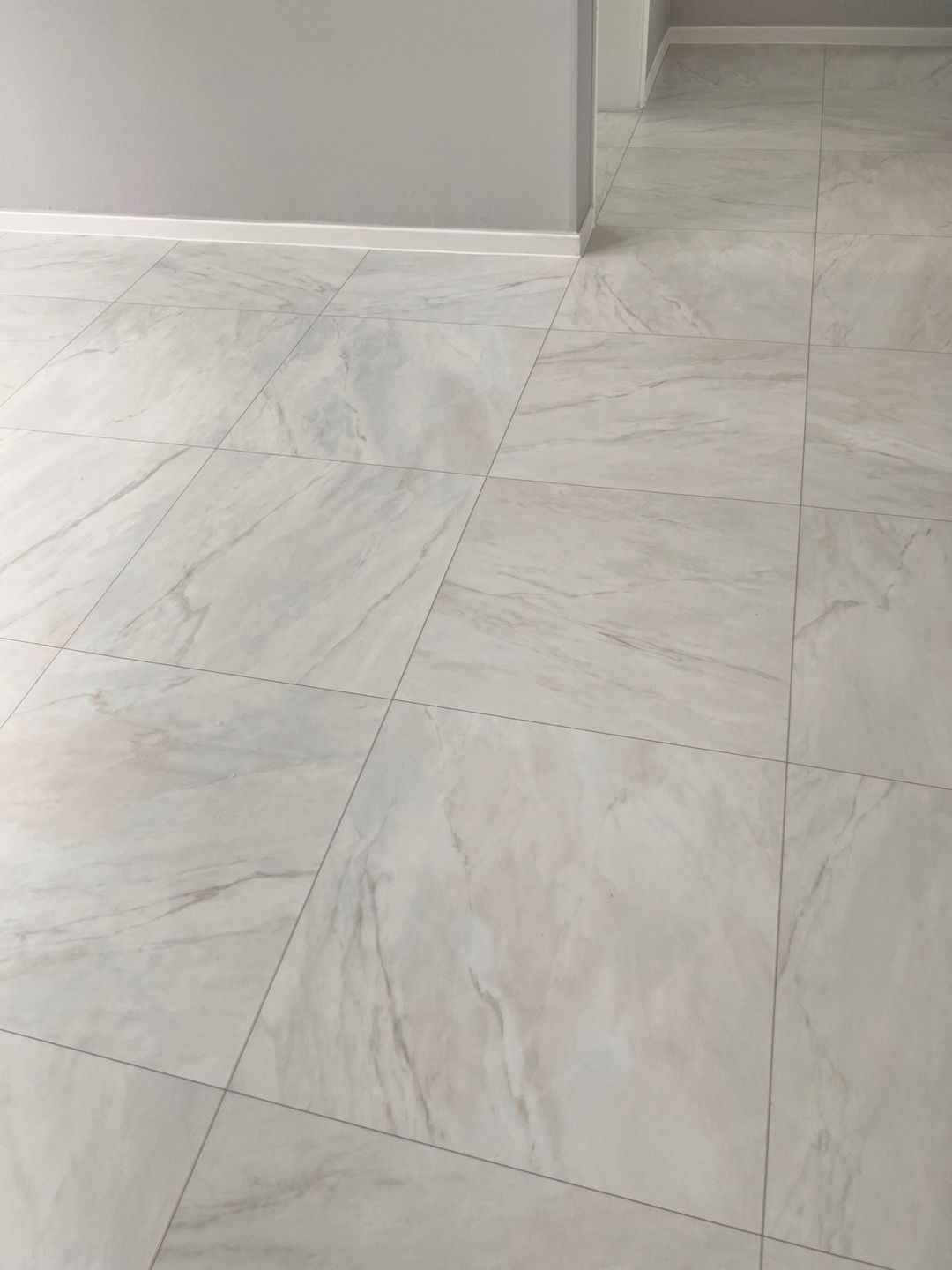 /user/j/jieum/editor/2307/64307943defed959e2010b499320ab75_1689591398_7569.jpg 이미지크게보기