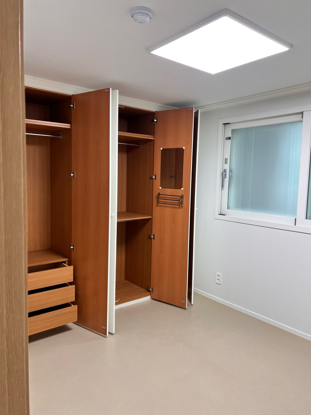 /user/j/jieum/editor/2407/996d59052c25452f6c0f1d61bb80a89b_1721822190_5899.jpg 이미지크게보기