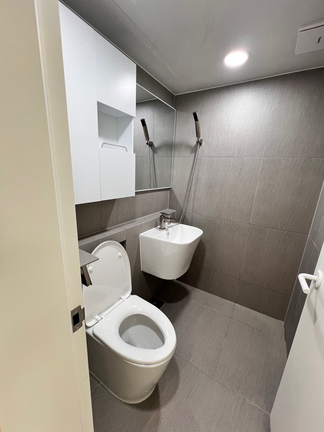 /user/j/jieum/editor/2407/996d59052c25452f6c0f1d61bb80a89b_1721822261_0861.jpg 이미지크게보기