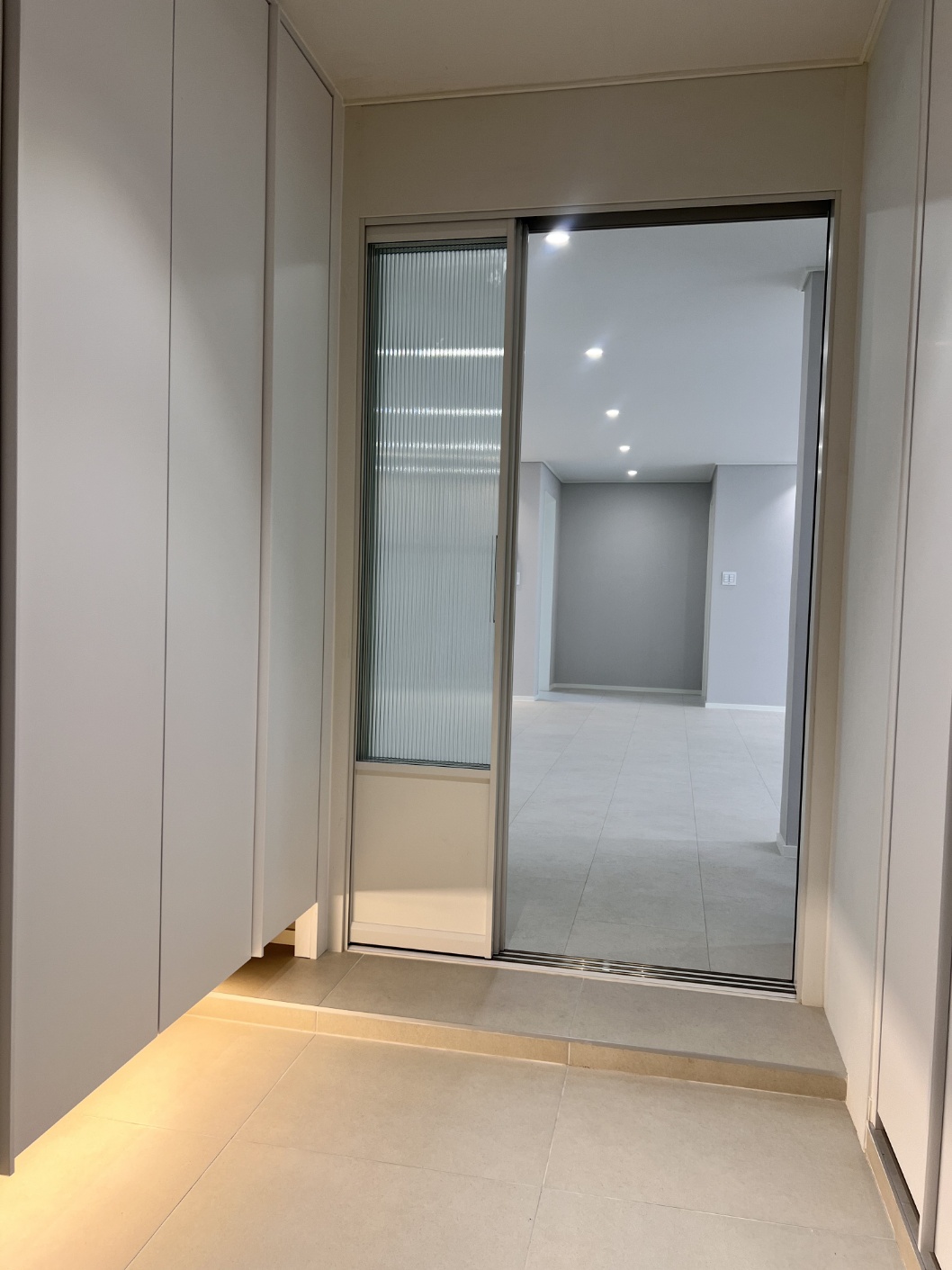 /user/j/jieum/editor/2411/4d42a101416f9f1004cd42e046f5843c_1732529071_6345.jpg 이미지크게보기