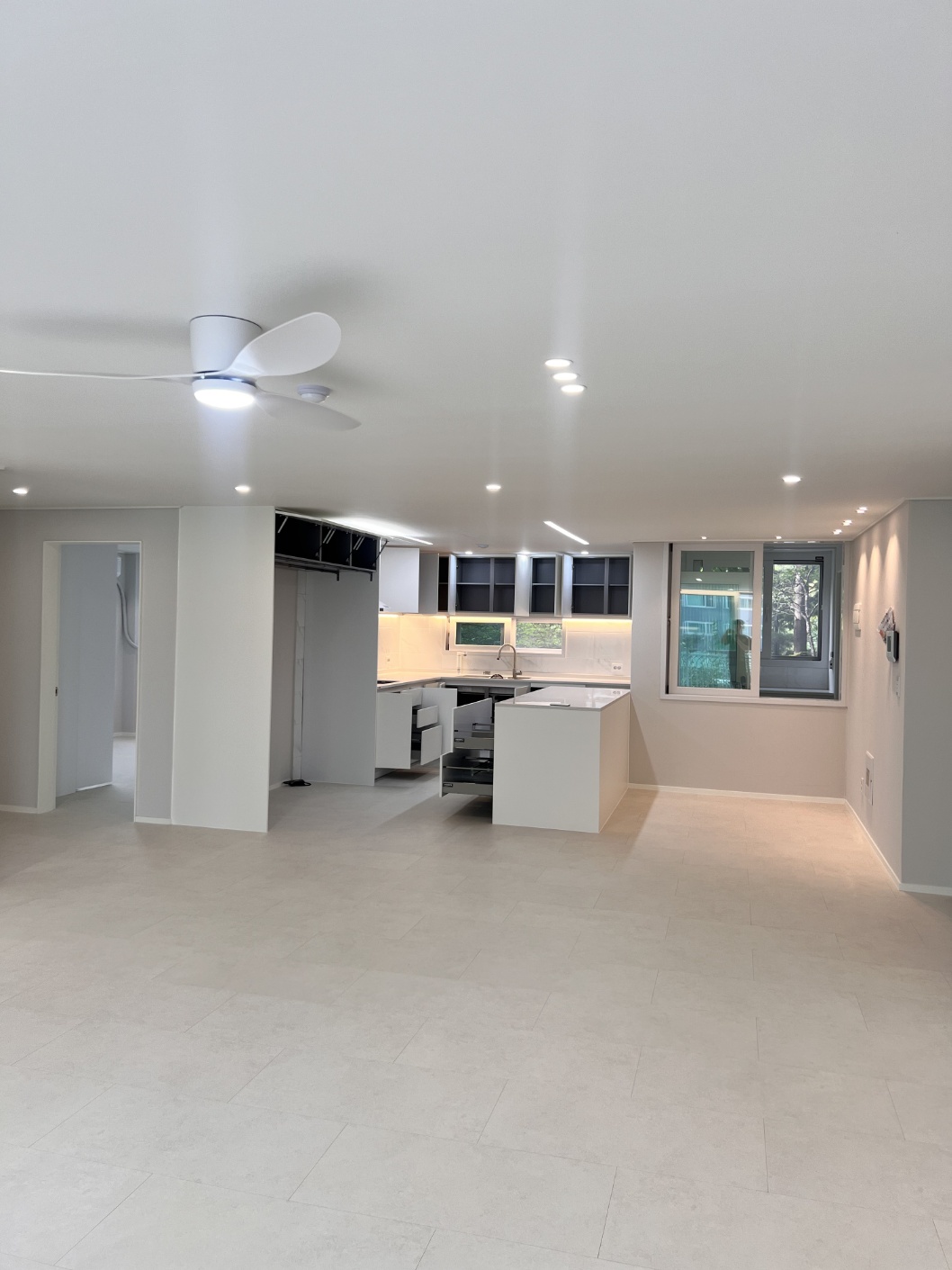 /user/j/jieum/editor/2411/4d42a101416f9f1004cd42e046f5843c_1732529084_4002.jpg 이미지크게보기