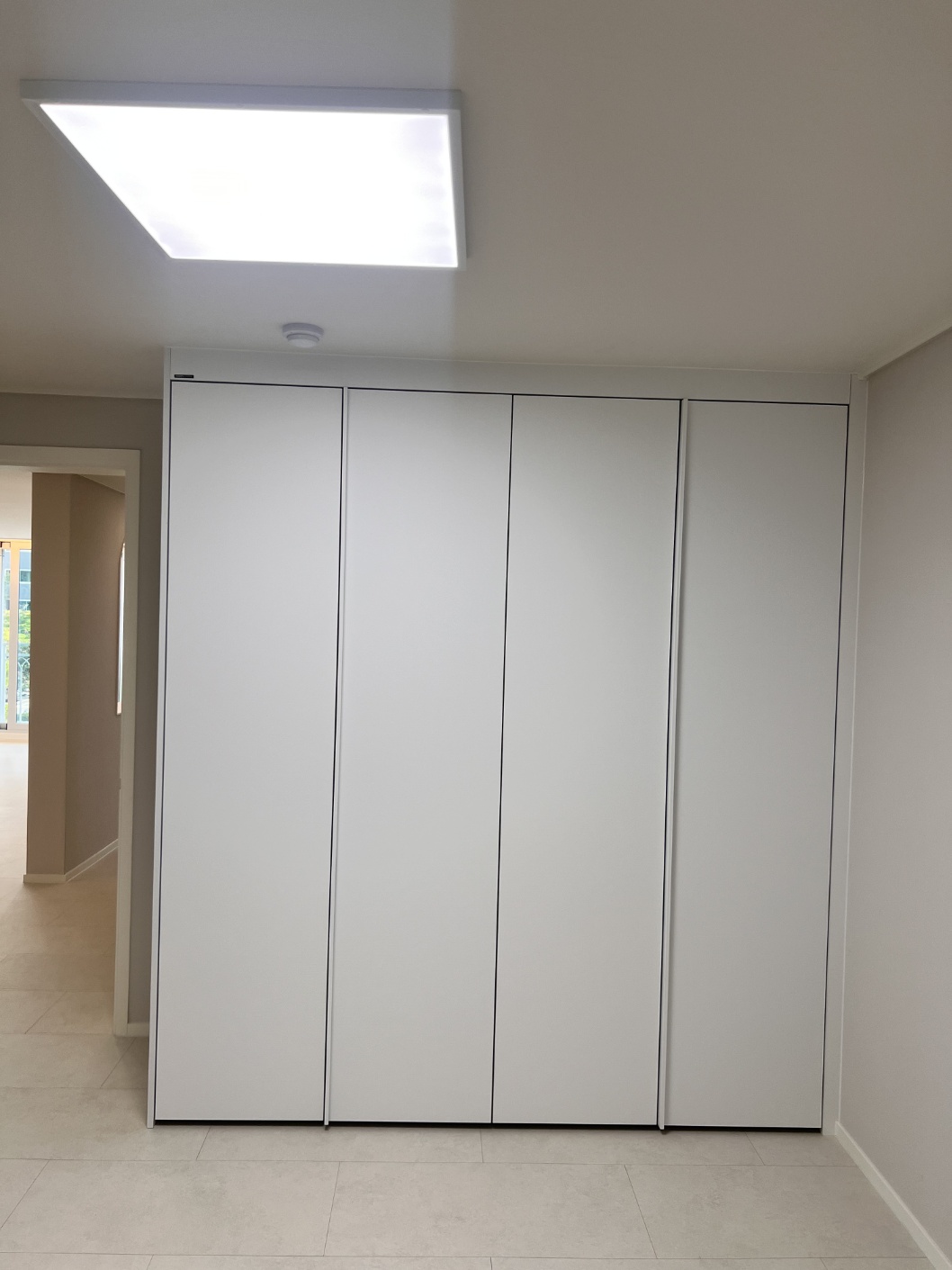 /user/j/jieum/editor/2411/4d42a101416f9f1004cd42e046f5843c_1732529093_0225.jpg 이미지크게보기