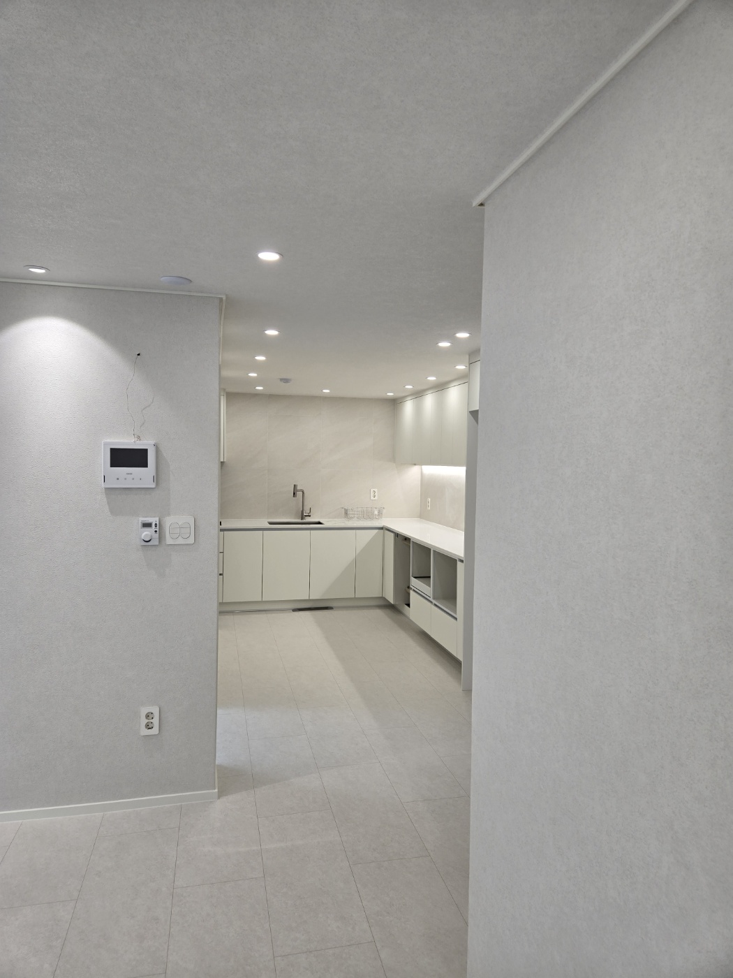 /user/j/jieum/editor/2411/4d42a101416f9f1004cd42e046f5843c_1732529180_867.jpg 이미지크게보기