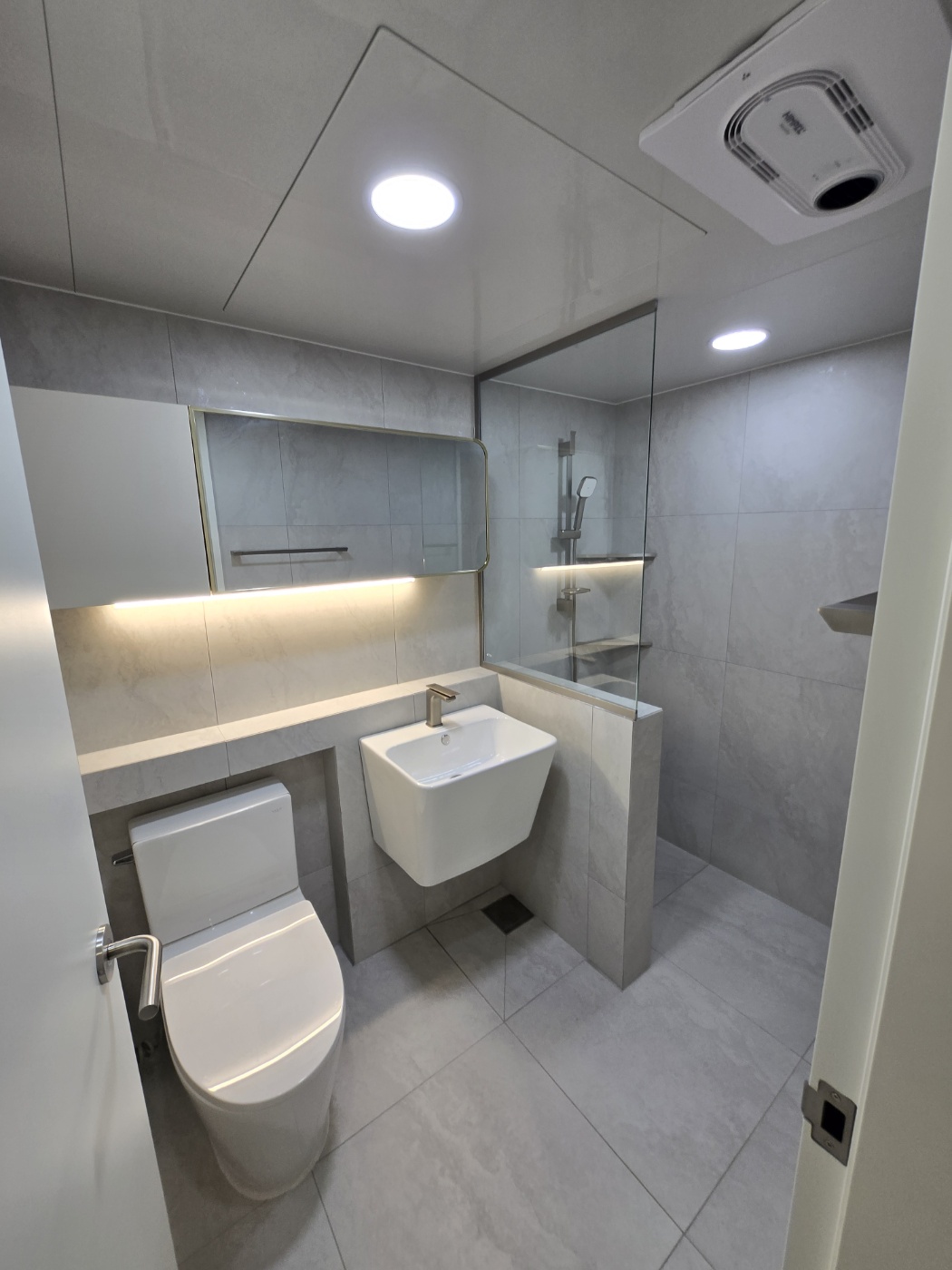 /user/j/jieum/editor/2411/4d42a101416f9f1004cd42e046f5843c_1732529193_3827.jpg 이미지크게보기