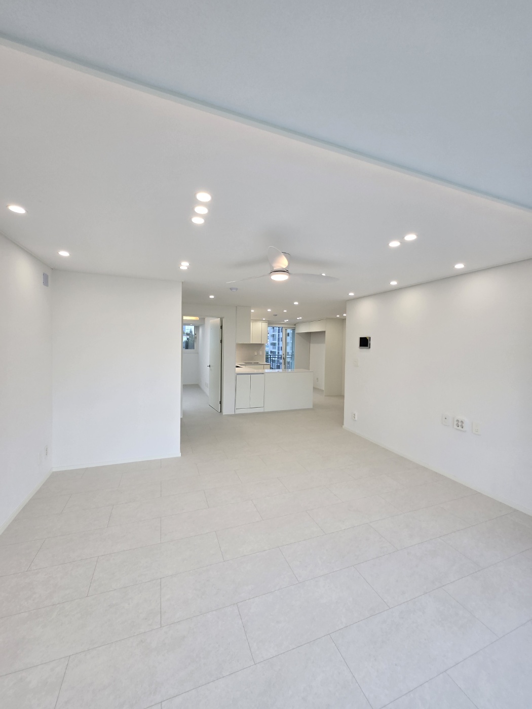 /user/j/jieum/editor/2411/4d42a101416f9f1004cd42e046f5843c_1732529274_4493.jpg 이미지크게보기